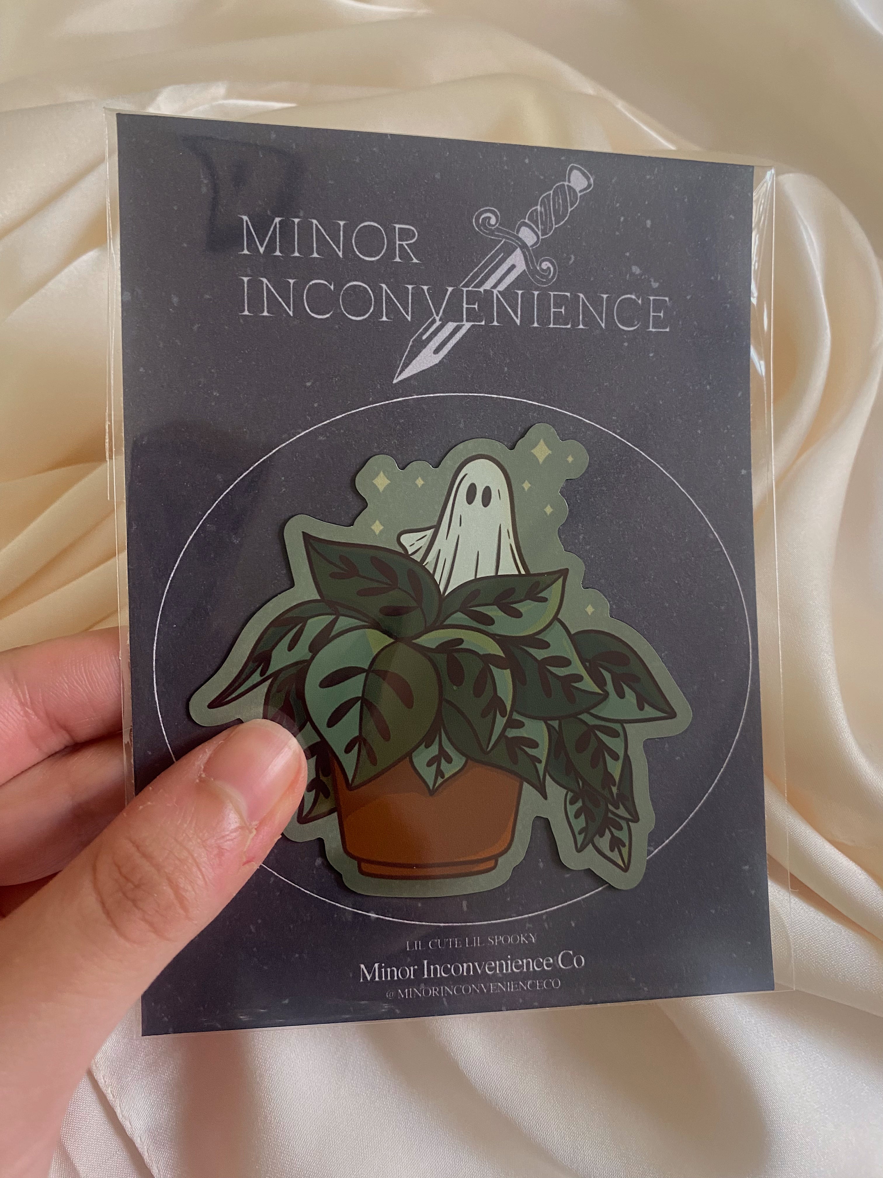 Plant Ghost Magnet