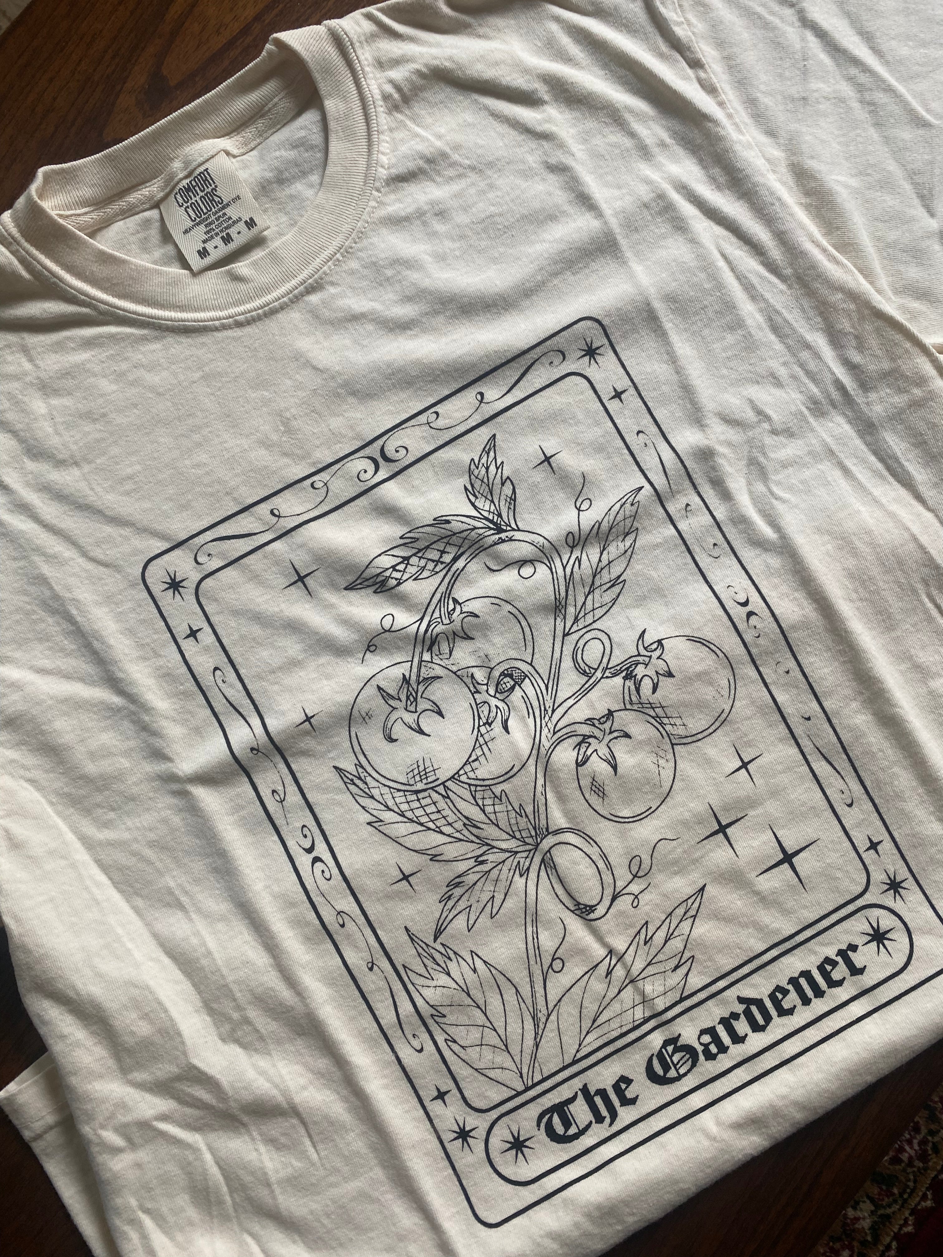 The gardener tee